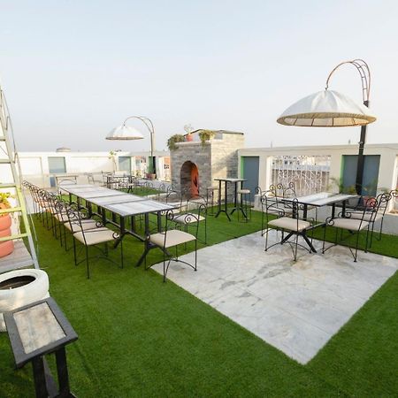 Hotel Sahibs Lighthouse - Swimming Pool Agra  Εξωτερικό φωτογραφία